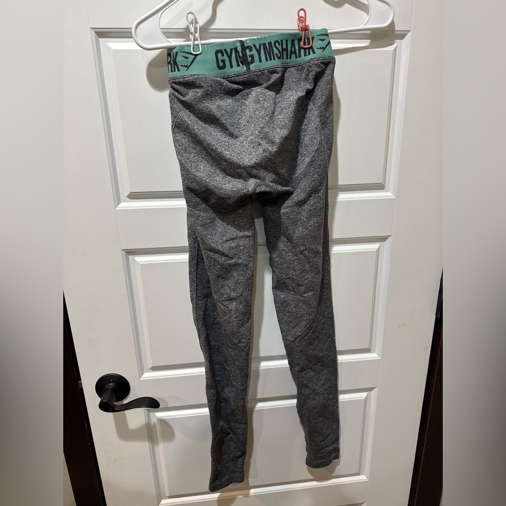 Gymshark Women's Gray Leggings | Workout| Gym | Athleisure| - Picture 4 of 4